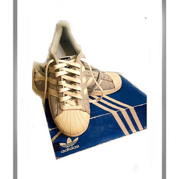 New Rare & Unique Floor Model Adidas Athletic Shoes/Sneakers main image 9